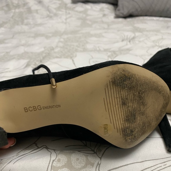 BCBG Boots - Picture 5 of 11